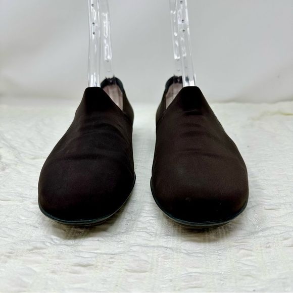Donald J Pliner Cavat Flats- Size 8.5 - Picture 2 of 12